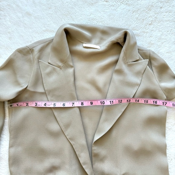 Valentino women silk jacket size 4 US Authentic Retail 850$ - Picture 7 of 8
